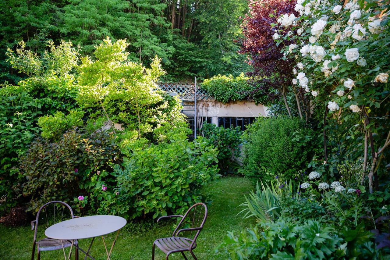 Cote Jardin, Chambres D'Hotes B&B Le Pont-de-Beauvoisin Экстерьер фото